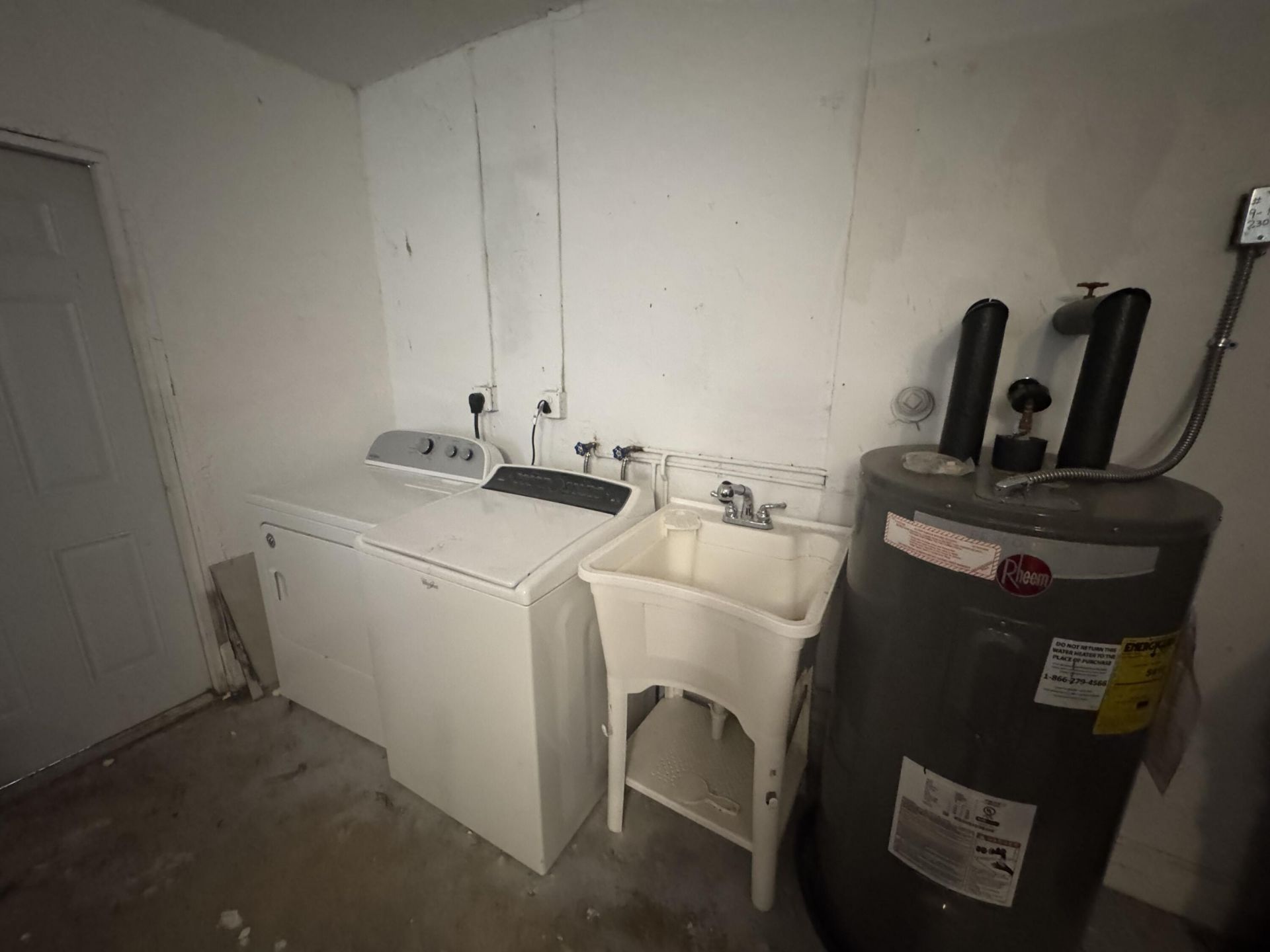 589 Cashiers Drive, West Palm Beach, FL 33413 Photo