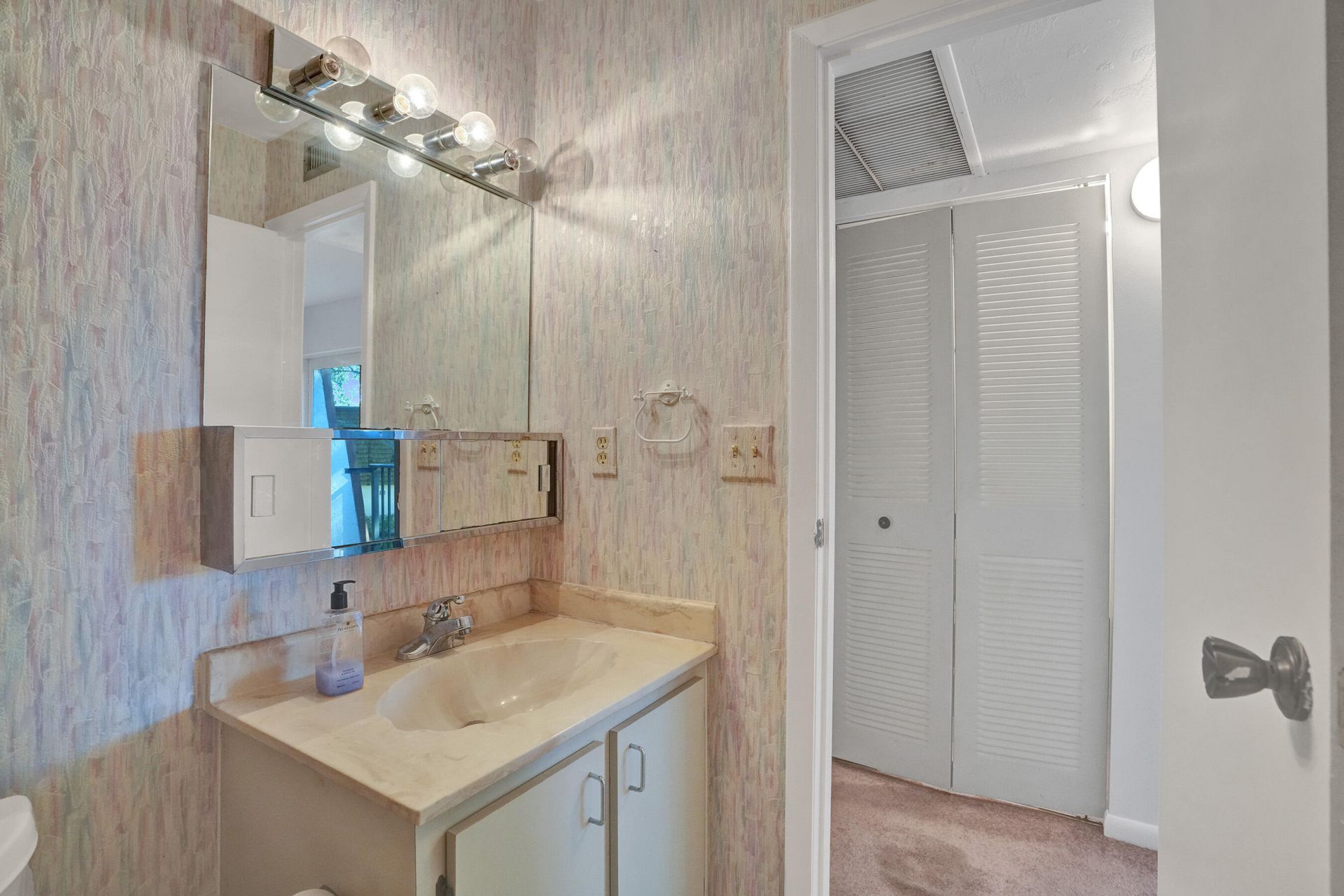 9110 SW 22nd Court, Unit D, Davie, FL 33324 Photo