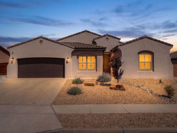 1860 Camino Cancun , Los Lunas, NM 87031