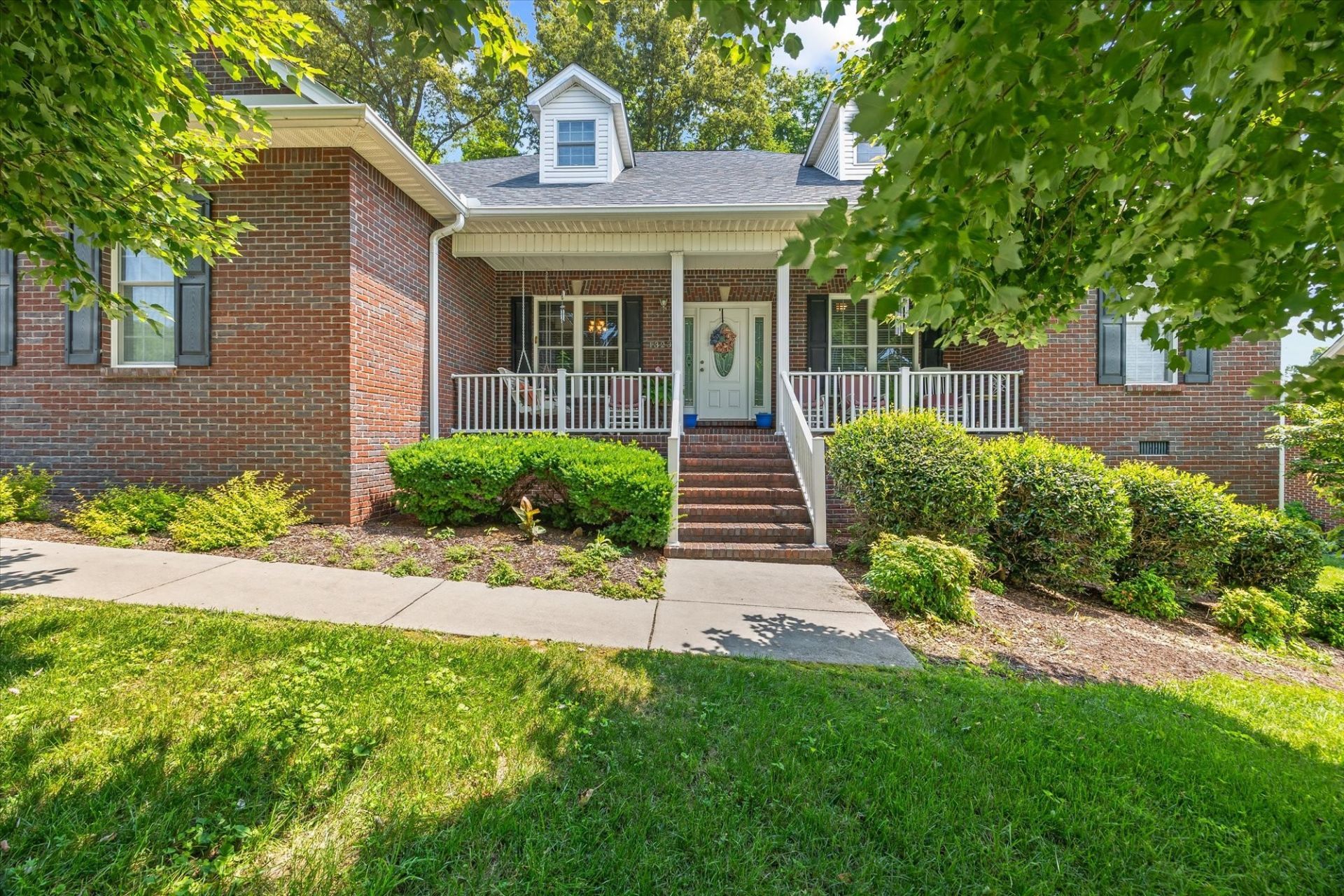 1323 Buckingham Pl, Cookeville, TN 38501 Main Photo