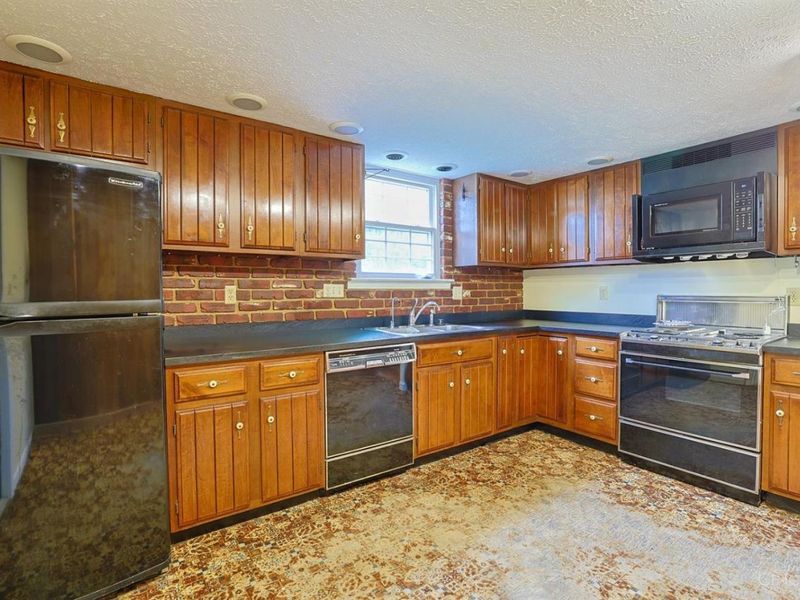513 N Columbus Avenue, Blanchester, OH 45107 Photo 15