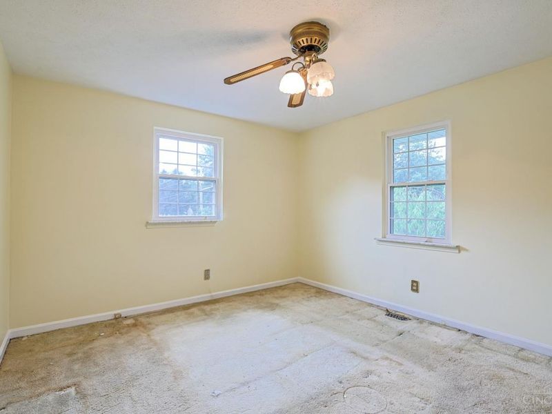 513 N Columbus Avenue, Blanchester, OH 45107 Photo 28