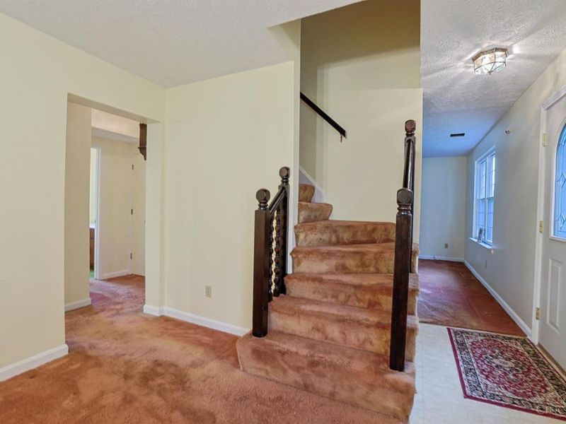 513 N Columbus Avenue, Blanchester, OH 45107 Photo 4