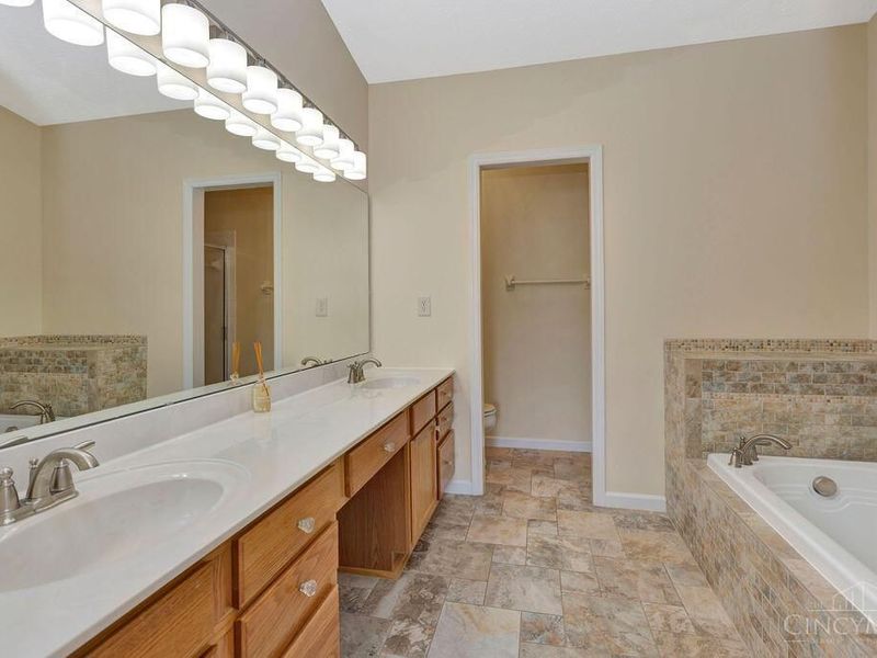 5570 Harbourwatch Way, Unit 203, Mason, OH 45040 Photo 19