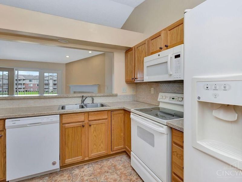 5570 Harbourwatch Way, Unit 203, Mason, OH 45040 Photo 8