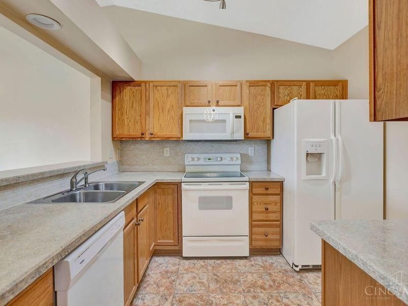 5570 Harbourwatch Way, Unit 203, Mason, OH 45040 Photo 9