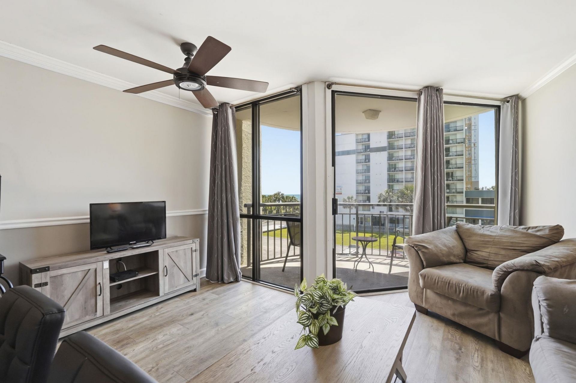 2310 N Ocean Blvd. Photo 10