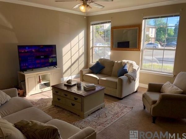 900 Dean Lee Dr, Unit #502, Baton Rouge, LA 70820