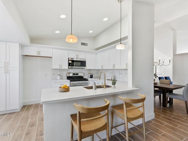 6226 N 88TH Avenue, Glendale, AZ 85305