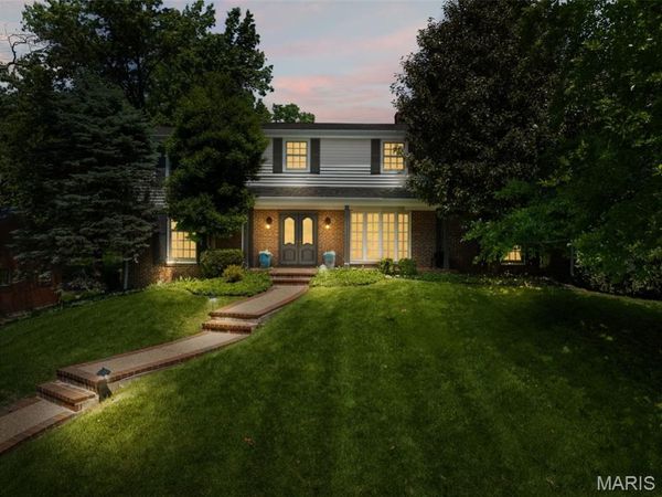29 Thorndell Drive , St Louis, MO 63117