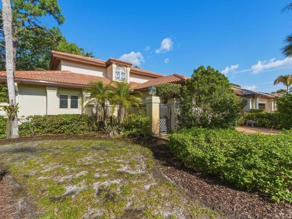 5370 SE Merion Way, Stuart, FL 34997