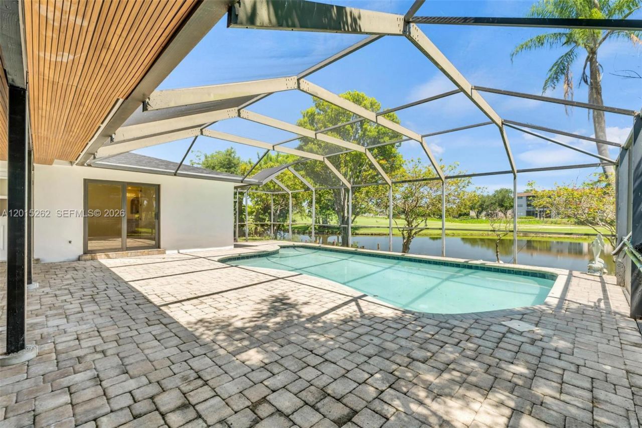 8207 SW 26th Pl , Davie, FL 33328 Photo