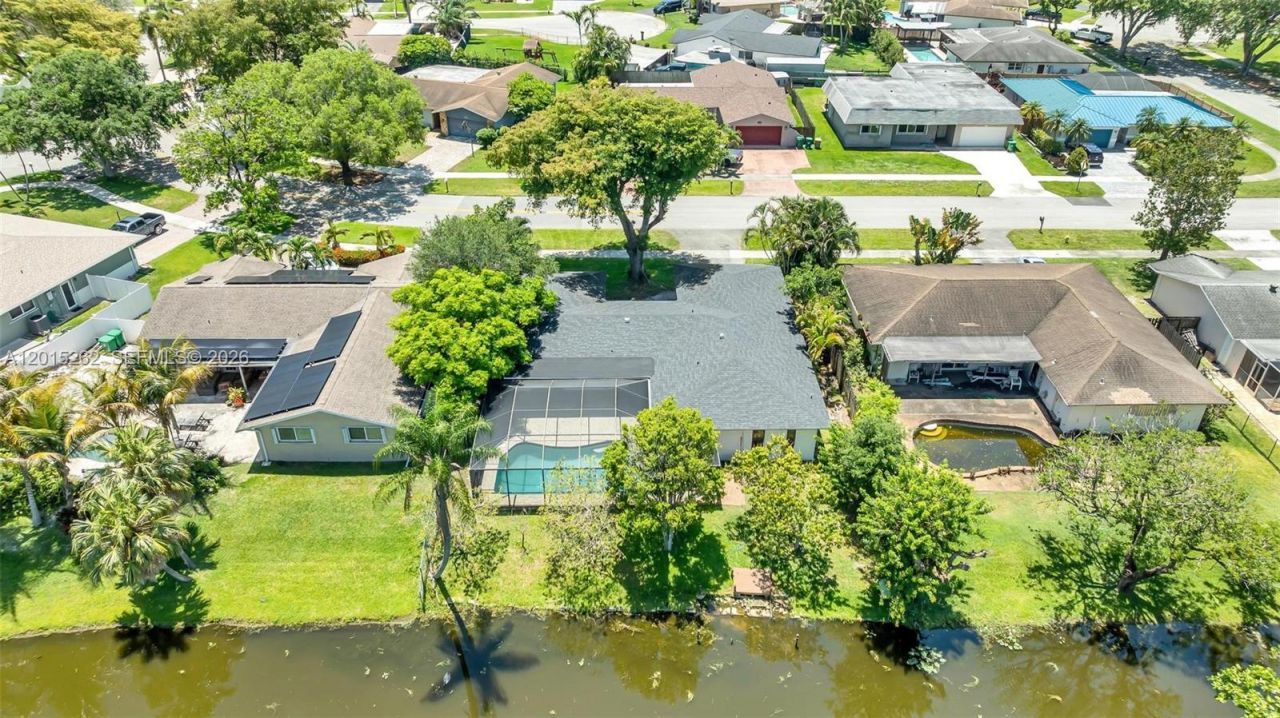 8207 SW 26th Pl , Davie, FL 33328 Photo