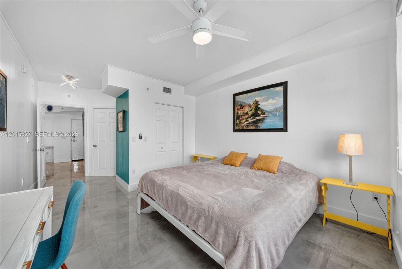 17150 N Bay Rd , Unit 2905, Sunny Isles Beach, FL 33160 Photo