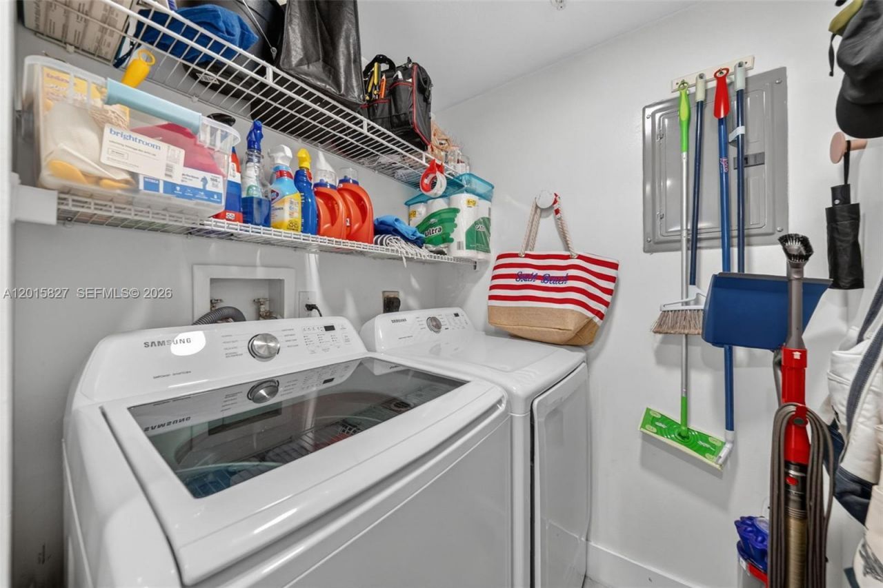 17150 N Bay Rd , Unit 2905, Sunny Isles Beach, FL 33160 Photo