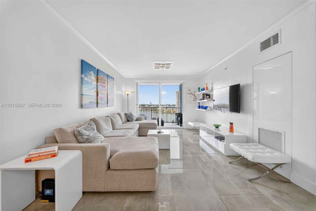 17150 N Bay Rd , Unit 2905, Sunny Isles Beach, FL 33160 Photo