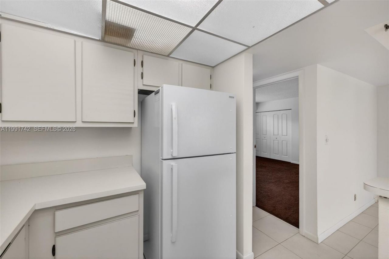 3100 W Rolling Hills Cir, Unit 303, Davie, FL 33328 Photo