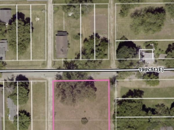 E 19th Street, Marion, IN 46953