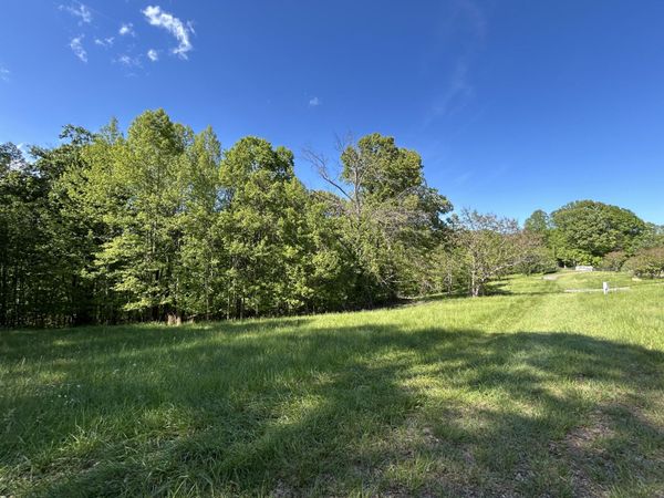 211 Scenic DR, Vinton, VA 24179
