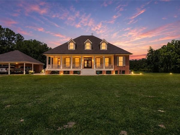 22435 HOFFMAN Road, Mandeville, LA 70471