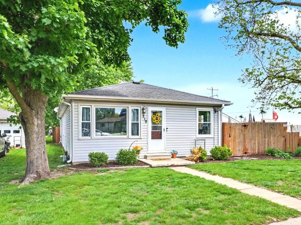 210 North Street , Fisher, IL 61843