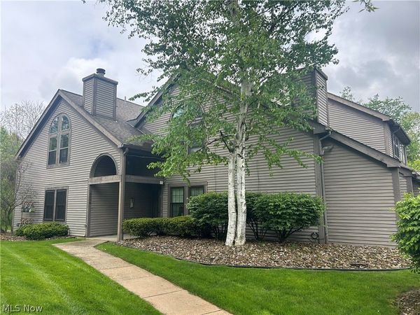 4056 Saint Andrews Court, Unit 1, Canfield, OH 44406