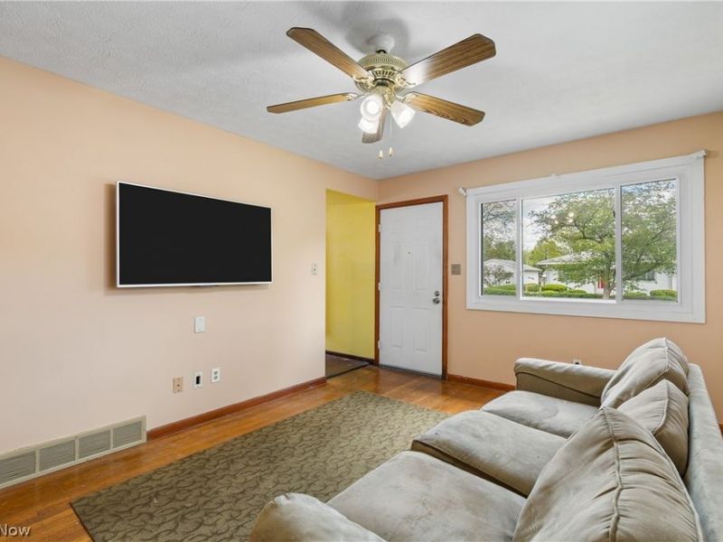 64 Kreiner Avenue, Akron, OH 44312 Photo 5