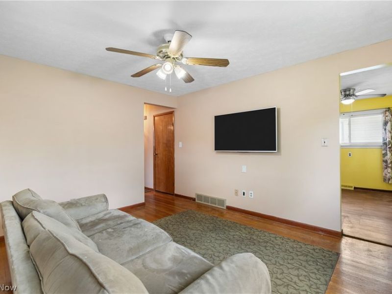 64 Kreiner Avenue, Akron, OH 44312 Photo 6