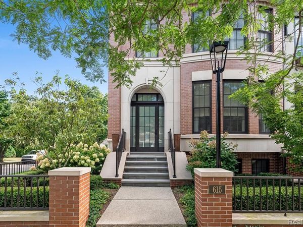 615 W Brown Street , Birmingham, MI 48009