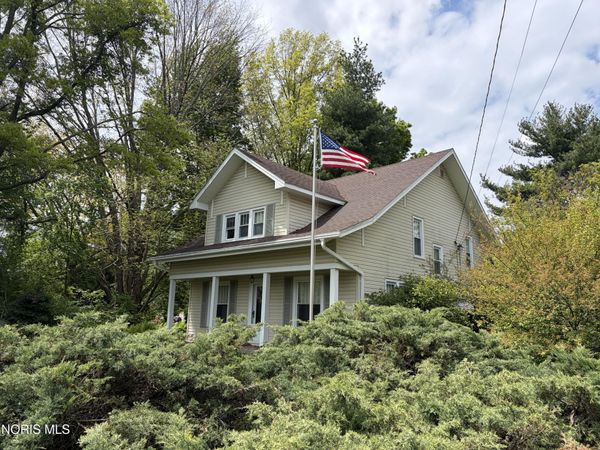 9844 S River Road , Waterville, OH 43566
