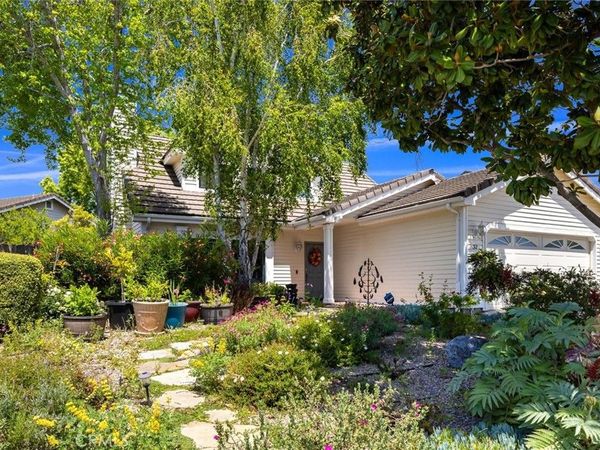 32 Las Praderas, San Luis Obispo, CA 93401