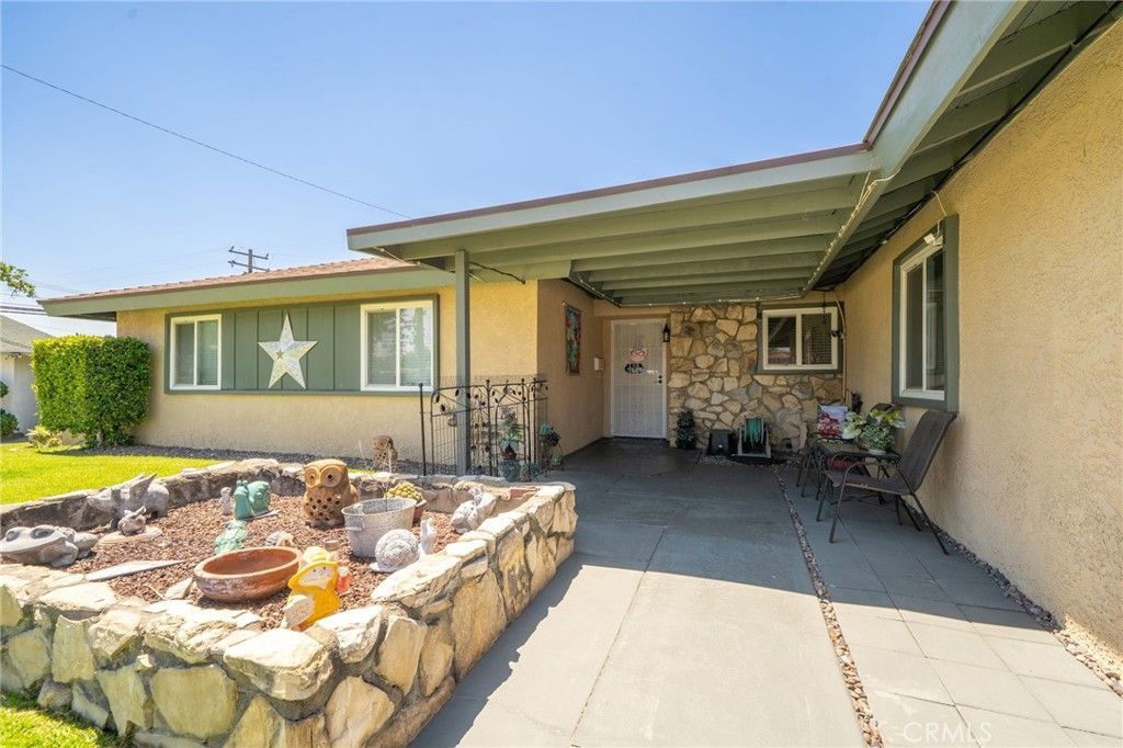 1622 Mckinley Street, San Bernardino, CA 92404 Main Photo