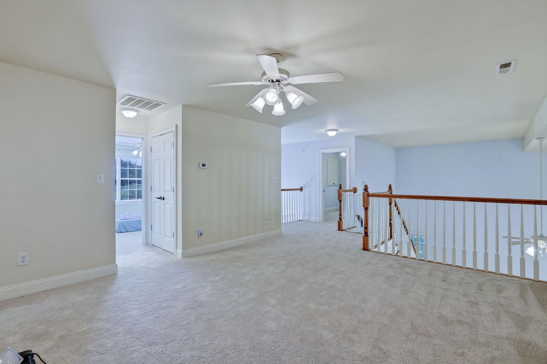 899 Shaftesbury Ln. Photo 29