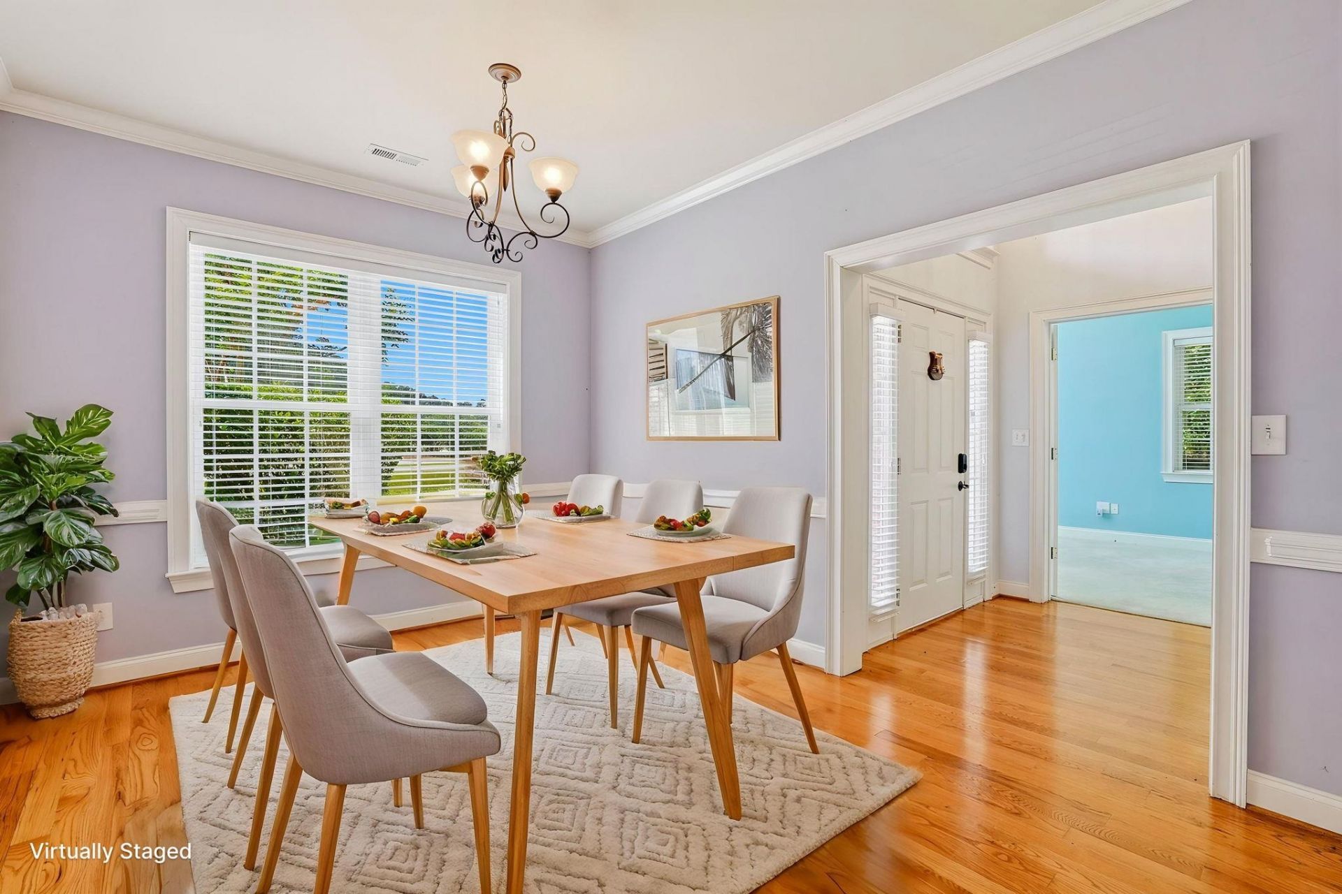 899 Shaftesbury Ln. Photo 8