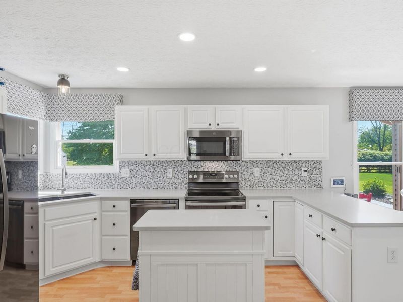 480 Hennigans Grove Road, Grove City, OH 43123 Photo 14