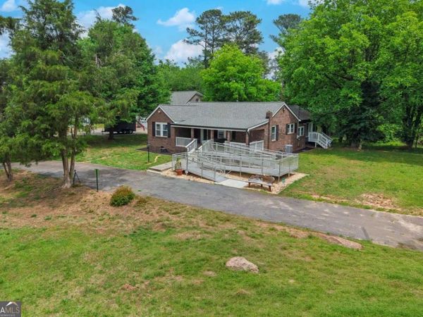 1953 Powder Springs Road SW, Marietta, GA 30064