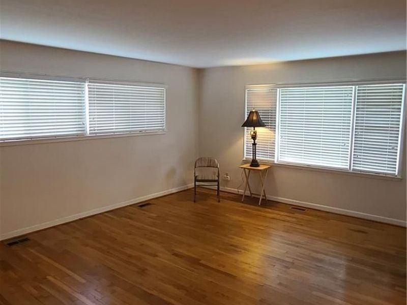 642 La Salle Drive, Dayton, OH 45417 Photo 4