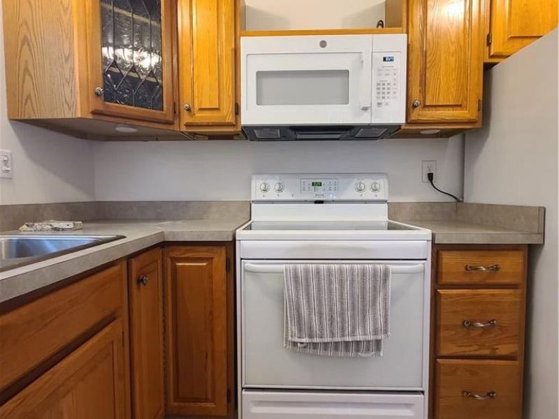 642 La Salle Drive, Dayton, OH 45417 Photo 8