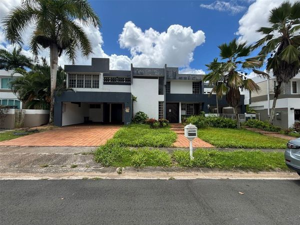 47 Calle Capri PASEO LAS BRISAS, LOS PASEOS , SAN JUAN, PR 00926