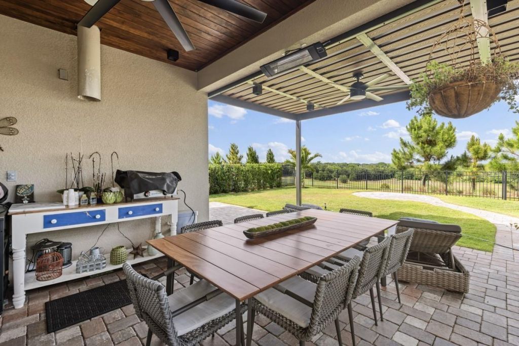 15717 Vetta Drive, Montverde, FL 34756 Photo