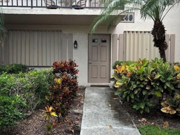 149 Palm DR, Unit 8617, NAPLES, FL 34112