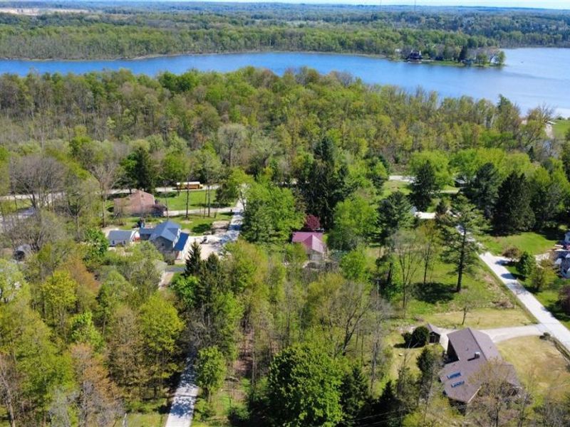 11664 Chestnutdale Road, Chardon, OH 44024 Photo 10