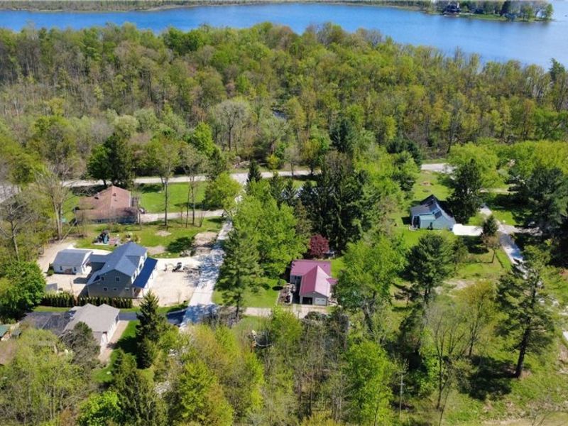 11664 Chestnutdale Road, Chardon, OH 44024 Photo 9