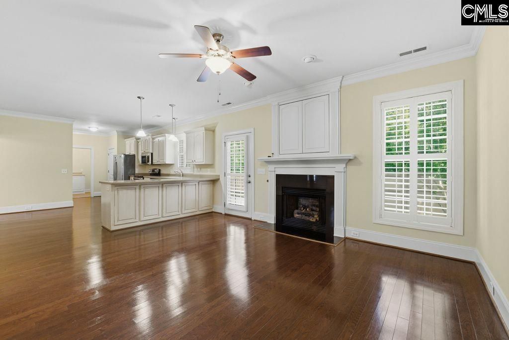 180 Shoal Court  Photo 8