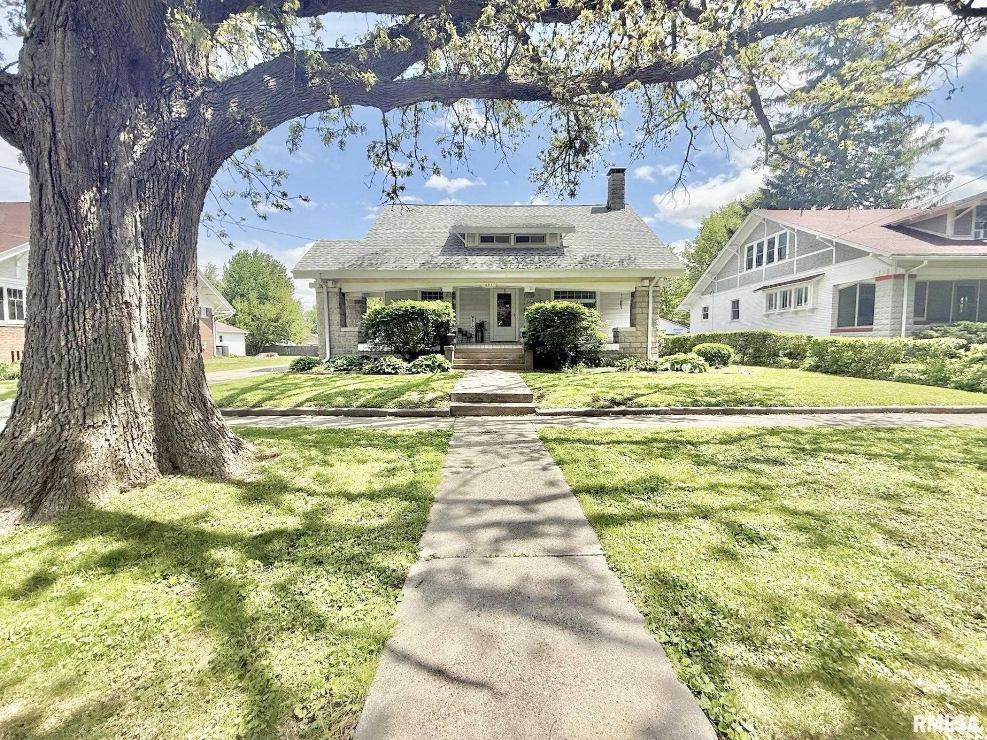 691 Jefferson Street, Galesburg, IL 61401 Main Photo
