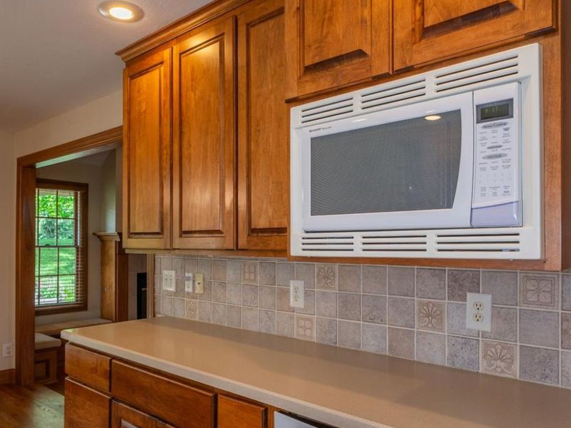 185 Barrington Village Drive, Xenia, OH 45385 Photo 14