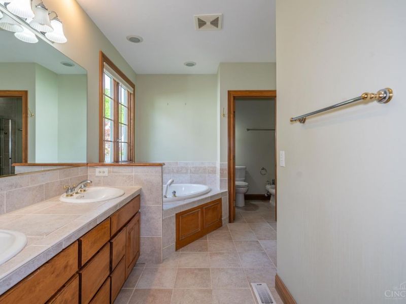 185 Barrington Village Drive, Xenia, OH 45385 Photo 29