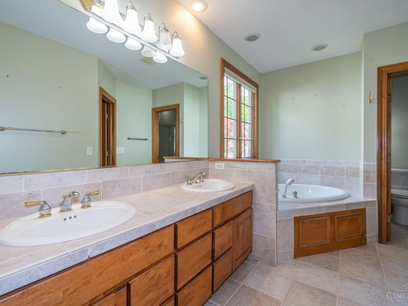 185 Barrington Village Drive, Xenia, OH 45385 Photo 30