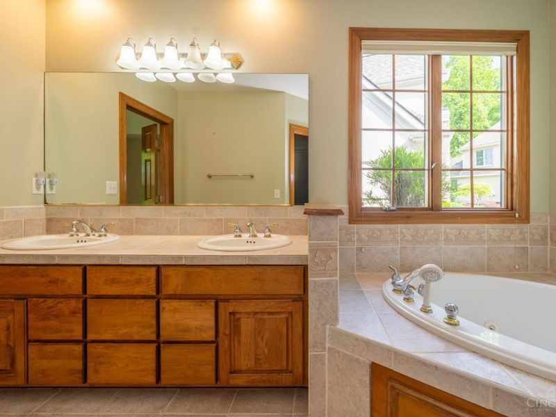 185 Barrington Village Drive, Xenia, OH 45385 Photo 32