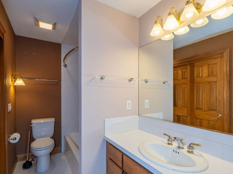 185 Barrington Village Drive, Xenia, OH 45385 Photo 44